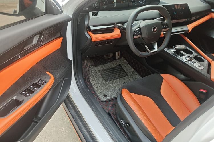 Used CHANGAN UNI-V 2023 2.0T Sport Edition Driver Seat