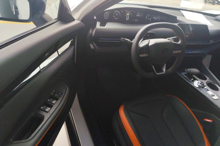 Used CHANGAN UNI-V 2023 1.5T Prestige Model Driver Seat