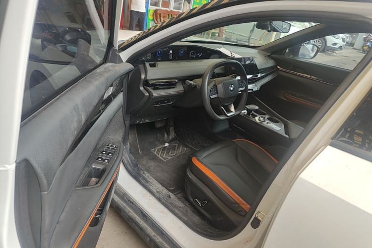 Used CHANGAN UNI-V 2023 1.5T Prestige Model Driver Seat