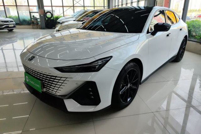 Used CHANGAN UNI-V 2023 1.5T Prestige Model