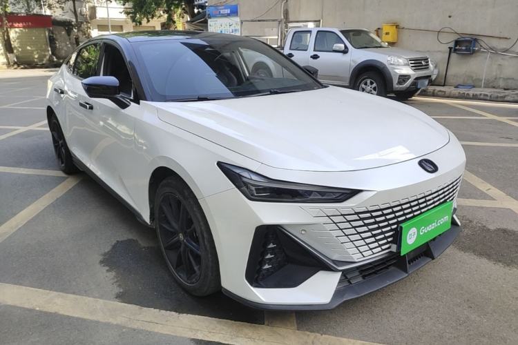Used CHANGAN UNI-V 2023 1.5T Prestige Model Exterior 1