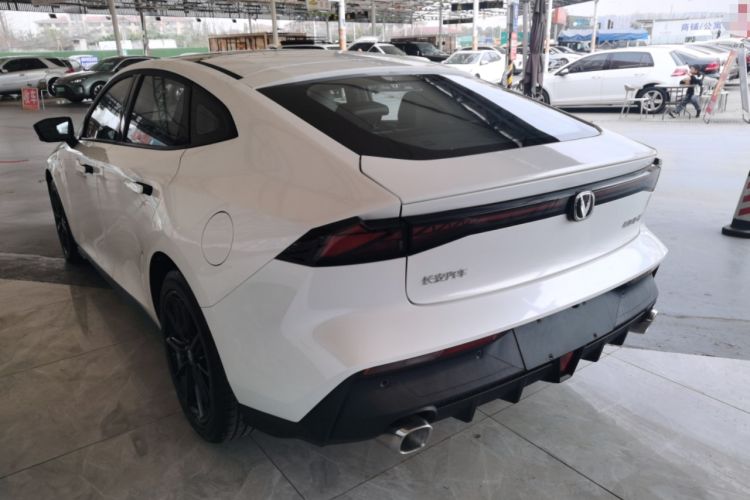 Used CHANGAN UNI-V 2023 1.5T Prestige Model Exterior 2