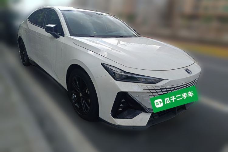 Used CHANGAN UNI-V 2023 1.5T Prestige Model Exterior 2