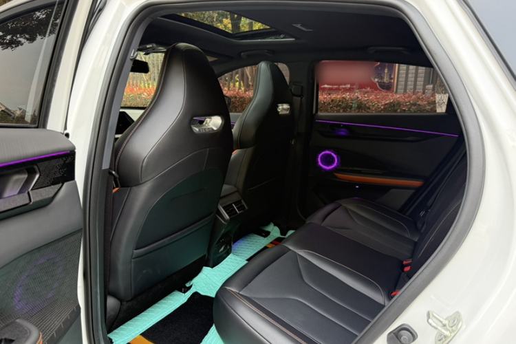 Used CHANGAN UNI-V 2023 1.5T Premium Model Exterior 2