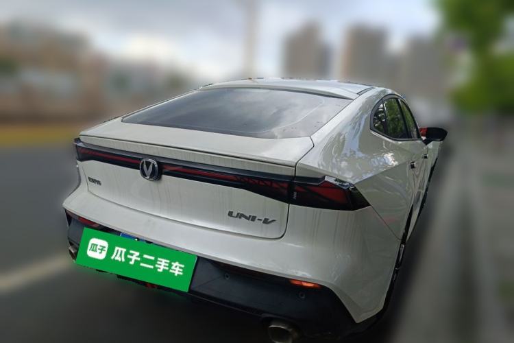 Used CHANGAN UNI-V 2023 1.5T Prestige Model Exterior 5