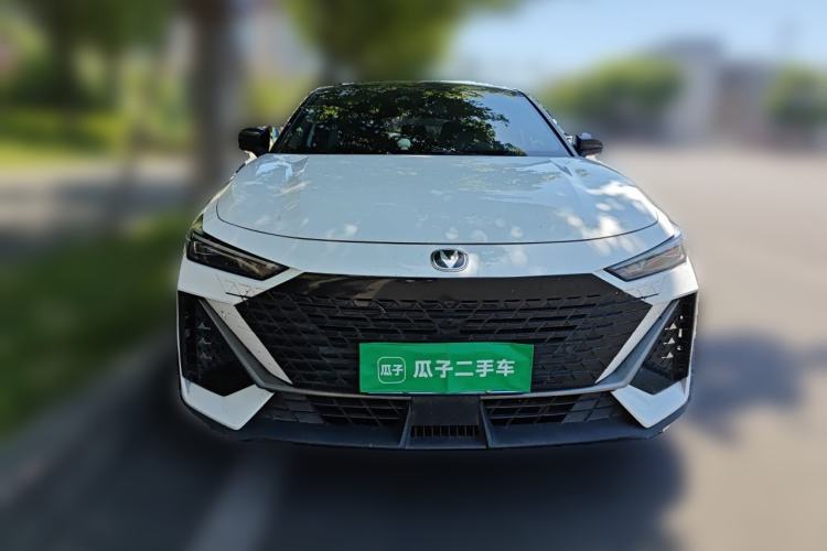 Used CHANGAN UNI-V 2023 1.5T Prestige Model Front