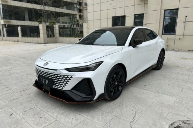 Used CHANGAN UNI-V 2023 2.0T Sport Edition