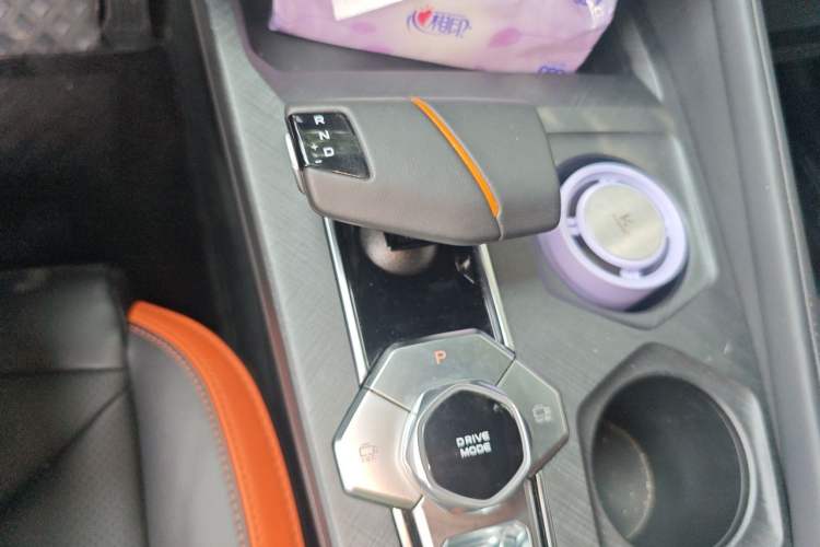Used CHANGAN UNI-V 2023 1.5T Prestige Model Gear Lever