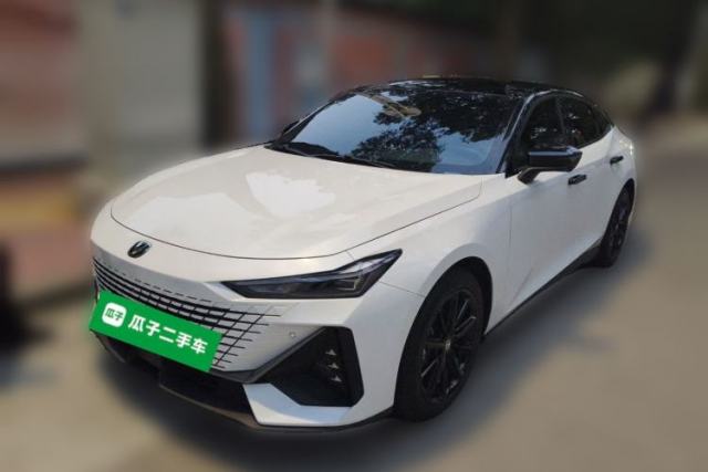 Used CHANGAN UNI-V 2023 1.5T Prestige Model