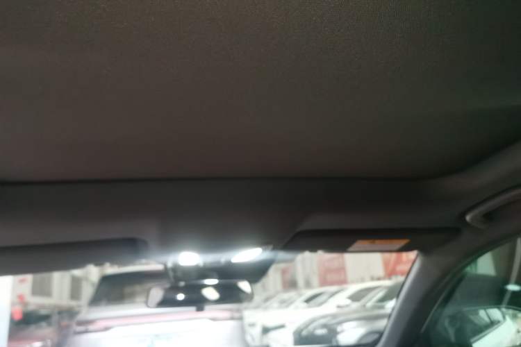 Used CHANGAN UNI-V 2023 2.0T Leading-Speed Edition Headliner