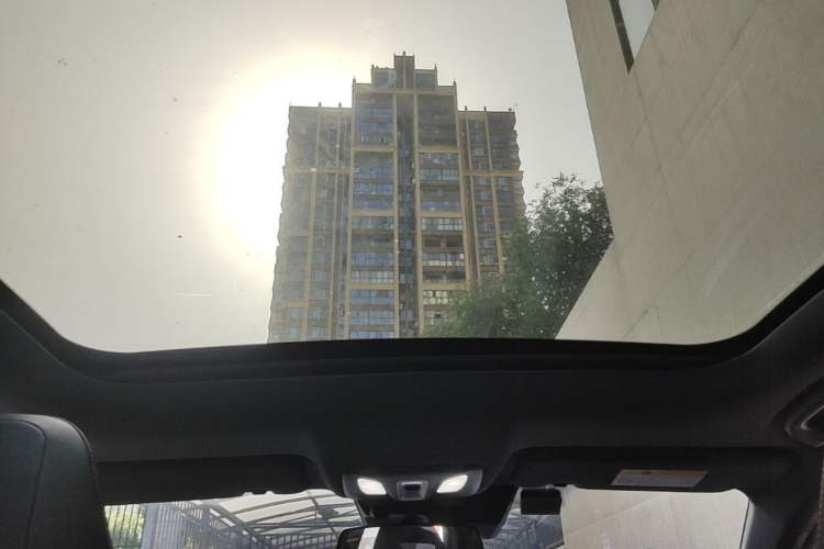Used CHANGAN UNI-V 2023 1.5T Prestige Model Headliner