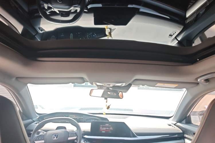 Used CHANGAN UNI-V 2023 1.5T Prestige Model Headliner