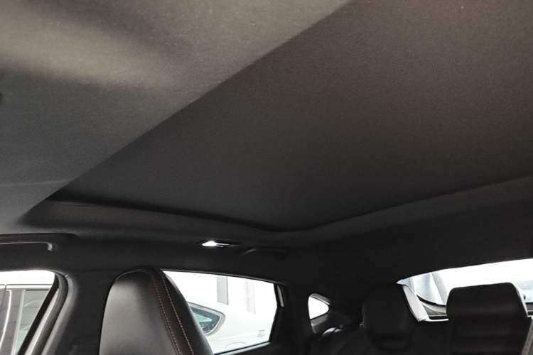 Used CHANGAN UNI-V 2023 1.5T Prestige Model Headliner