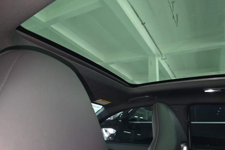 Used CHANGAN UNI-V 2023 1.5T Prestige Model Headliner