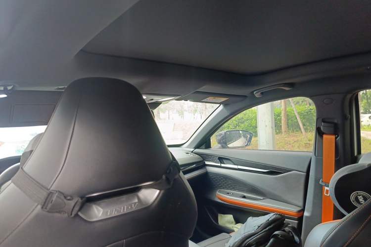 Used CHANGAN UNI-V 2023 1.5T Prestige Model Headliner