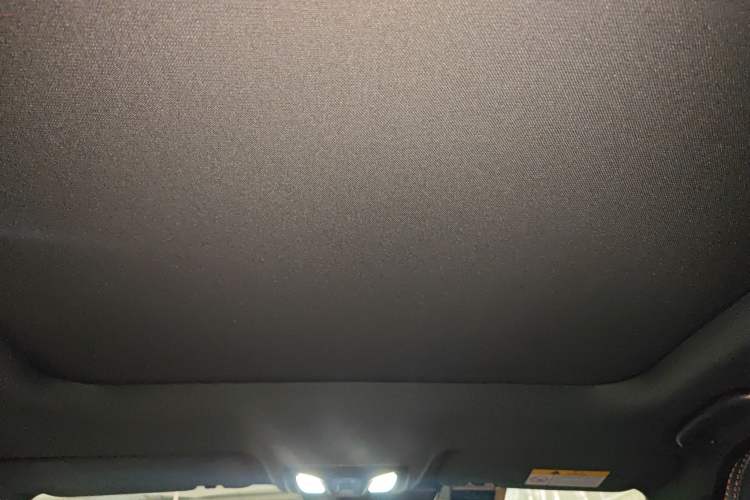 Used CHANGAN UNI-V 2023 1.5T Prestige Model Headliner