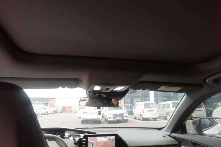 Used CHANGAN UNI-V 2023 1.5T Prestige Model Headliner