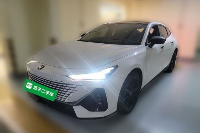 Used CHANGAN UNI-V 2023 1.5T Prestige Model