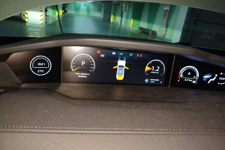 Used CHANGAN UNI-V 2023 1.5T Prestige Model Instrument Cluster