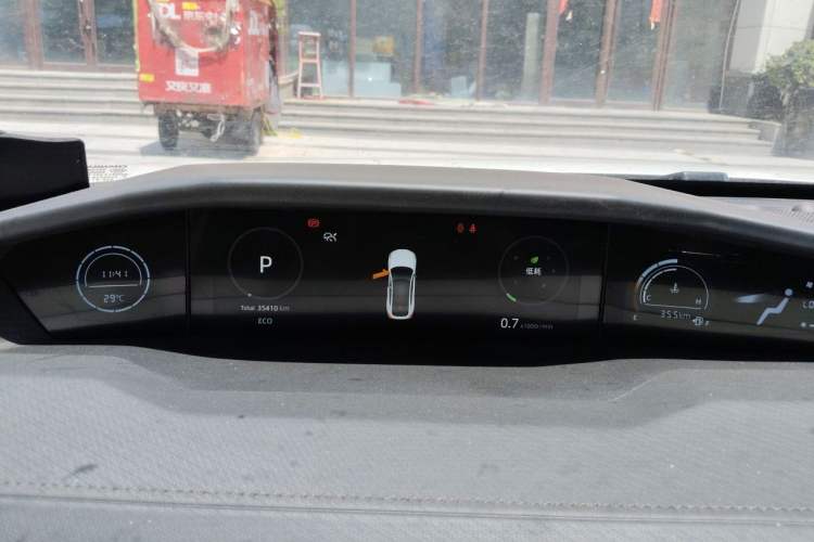 Used CHANGAN UNI-V 2023 1.5T Prestige Model Instrument Cluster