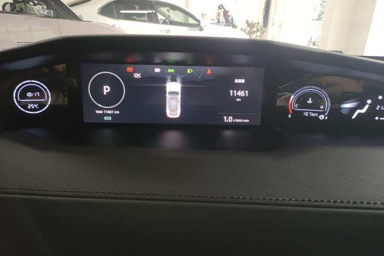 Used CHANGAN UNI-V 2023 1.5T Prestige Model Instrument Cluster