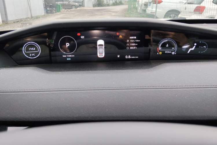 Used CHANGAN UNI-V 2023 1.5T Prestige Model Instrument Cluster