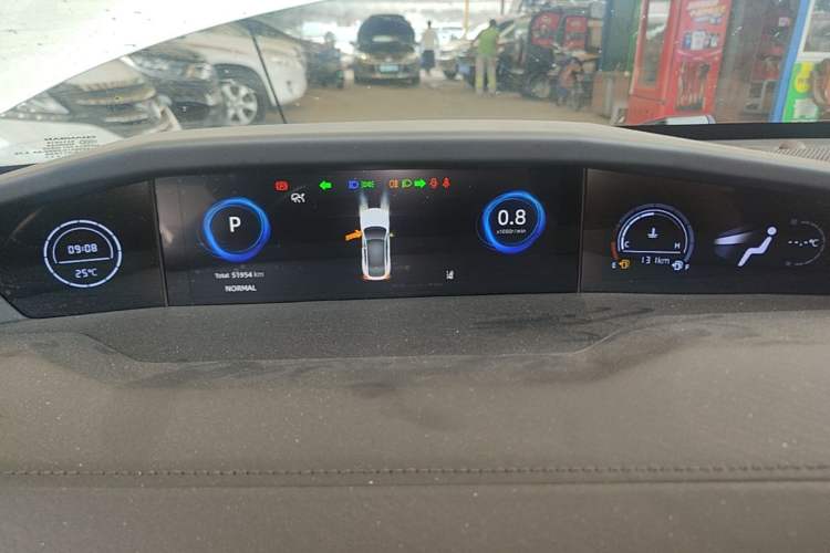 Used CHANGAN UNI-V 2023 1.5T Prestige Model Instrument Cluster
