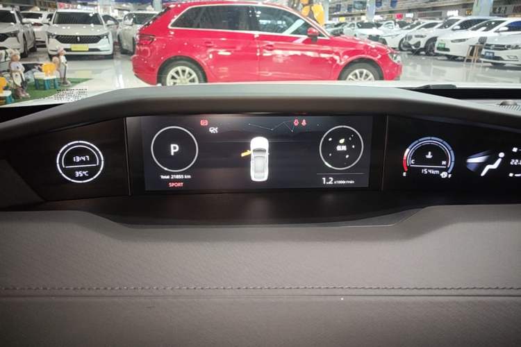 Used CHANGAN UNI-V 2023 1.5T Prestige Model Instrument Cluster