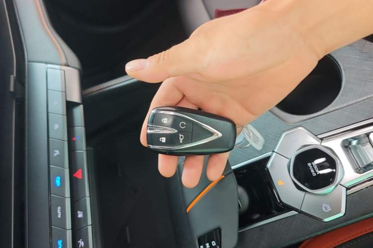 Used CHANGAN UNI-V 2023 1.5T Prestige Model Interior 1