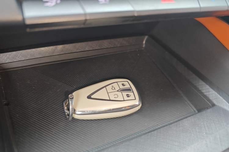 Used CHANGAN UNI-V 2023 2.0T Sport Edition Interior 1