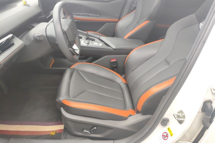 Used CHANGAN UNI-V 2023 1.5T Premium Model Interior 1