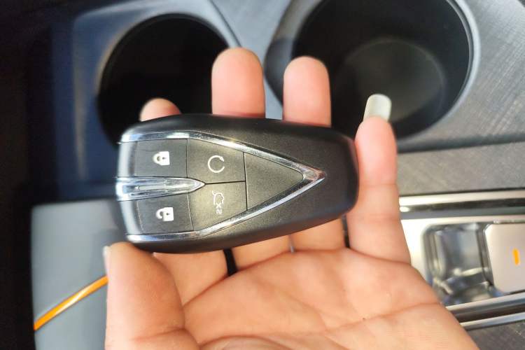Used CHANGAN UNI-V 2023 1.5T Prestige Model Interior 1
