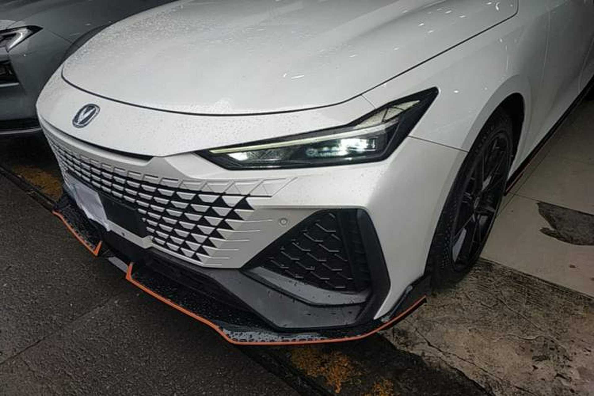 Used CHANGAN UNI-V 2023 2.0T Sport Edition Left Front Headlight