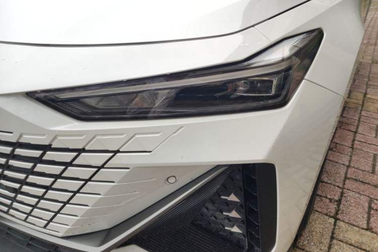 Used CHANGAN UNI-V 2023 1.5T Prestige Model Left Front Headlight