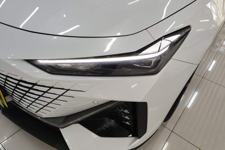 Used CHANGAN UNI-V 2023 1.5T Premium Model Left Front Headlight