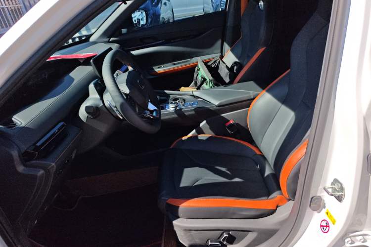 Used CHANGAN UNI-V 2023 1.5T Prestige Model Left Front Seat