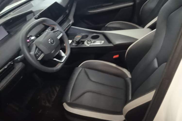Used CHANGAN UNI-V 2023 1.5T Prestige Model Left Front Seat