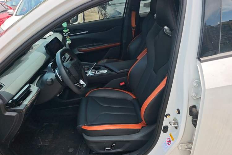 Used CHANGAN UNI-V 2023 1.5T Prestige Model Left Front Seat
