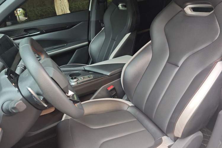 Used CHANGAN UNI-V 2023 1.5T Prestige Model Left Front Seat