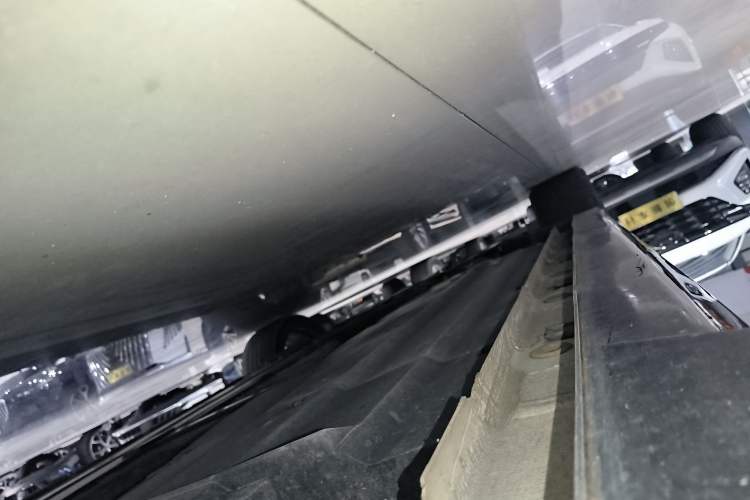 Used CHANGAN UNI-V 2023 1.5T Sport Edition Left Side Sill
