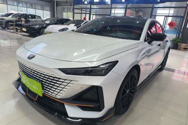 Used CHANGAN UNI-V 2023 1.5T Sport Edition