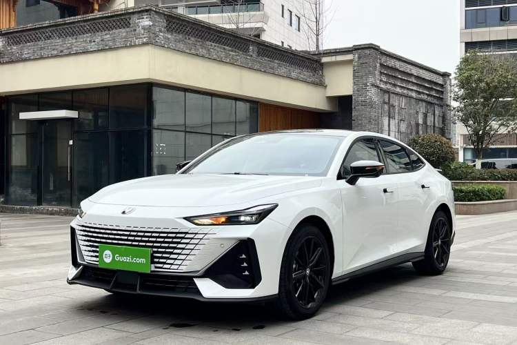 Ojetý CHANGAN UNI-V 2023 1.5T Prestige Model Guazi used car, China used car export, Used car for sale, Used  cars, Cheapest cars for sale