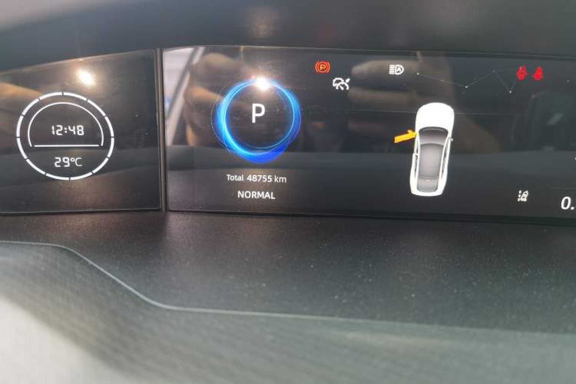 Used CHANGAN UNI-V 2023 1.5T Sport Edition Odometer Close Up