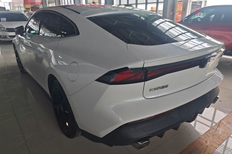 Used CHANGAN UNI-V 2023 1.5T Prestige Model Rear Left 45 Deg