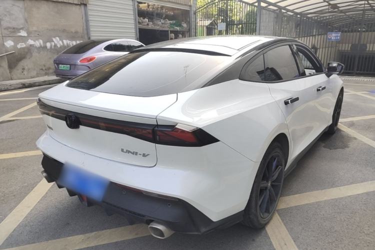 Used CHANGAN UNI-V 2023 1.5T Prestige Model Rear Right 45 Deg