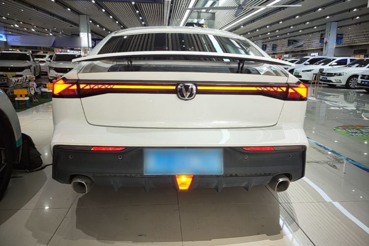 Used CHANGAN UNI-V 2023 1.5T Prestige Model Rear