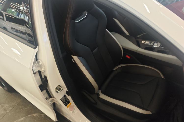 Used CHANGAN UNI-V 2023 1.5T Premium Model Right Front Seat