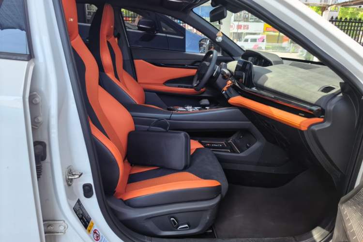 Used CHANGAN UNI-V 2023 1.5T Sport Edition Right Front Seat
