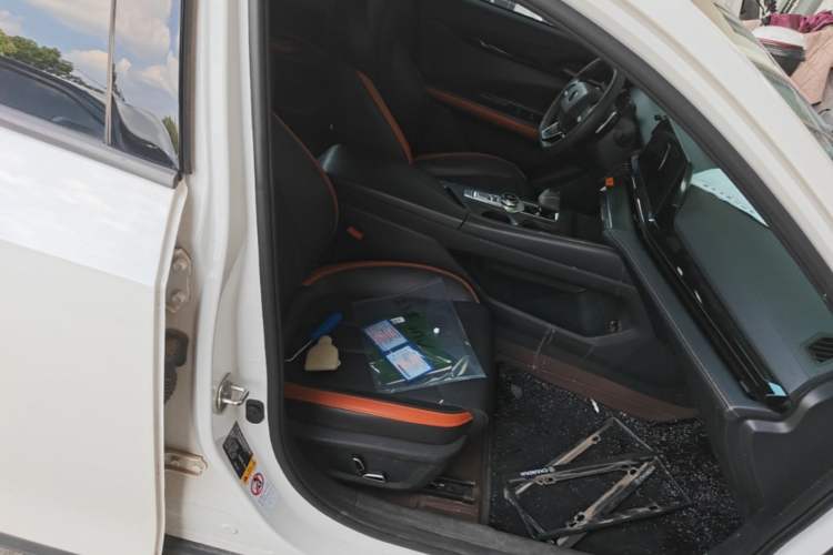 Used CHANGAN UNI-V 2023 1.5T Prestige Model Right Front Seat