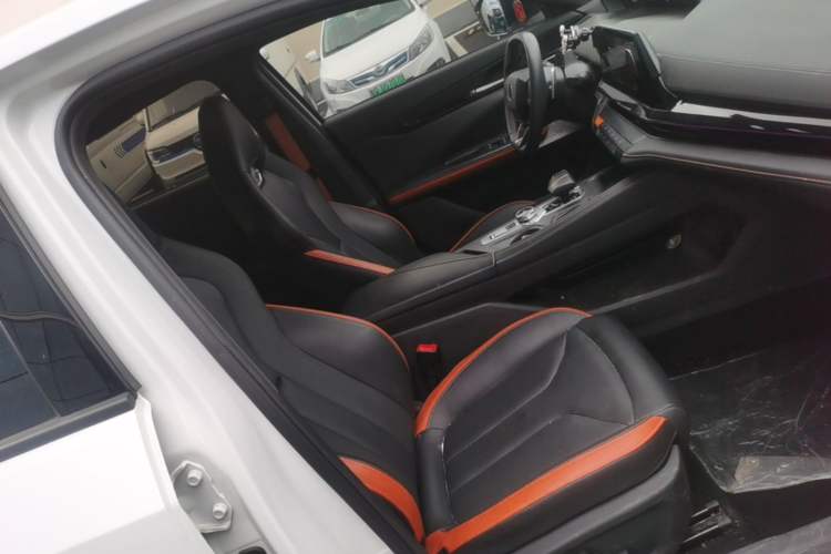 Used CHANGAN UNI-V 2023 1.5T Prestige Model Right Front Seat